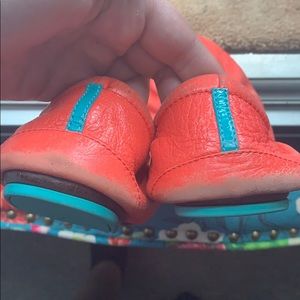 Poppy Matte Leather Tieks